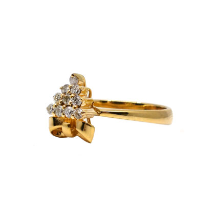 14K Yellow Gold Ladies' Ring with Round Cut, Cluster Diamonds - Image 2