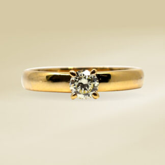 14K Yellow Gold Ladies' Ring with Round Cut, Solitaire Diamonds