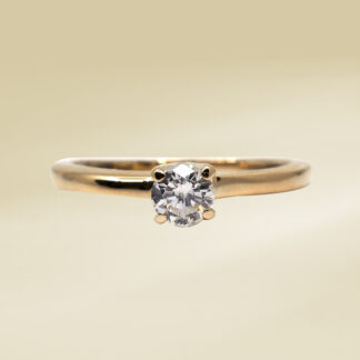 14K Yellow Gold Ladies' Ring with Round Cut, Single Stone Diamonds