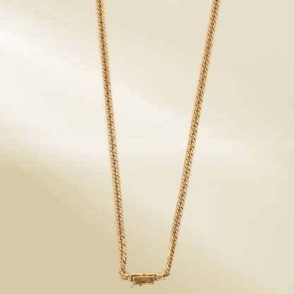 18K Yellow Gold Curb Chain Necklace