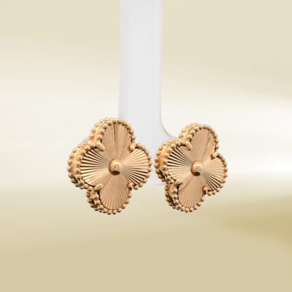 18K Yellow Gold Four-Leaf Clover Earrings - Image 4