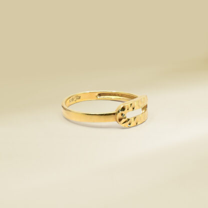 18K Yellow Gold  Ladies' Ring - Image 2