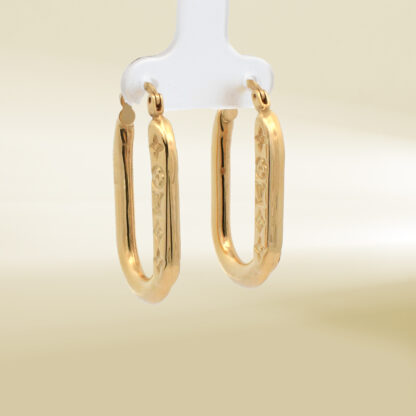 18K Yellow Gold Brand-Inspired Oval Shape Hoop Earrings - Image 4
