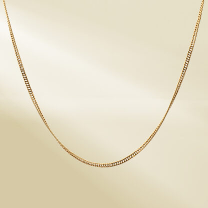 18K Yellow Gold Curb Chain Necklace - Image 4