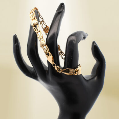 18K Yellow Gold Interwoven Design Bracelet - Image 4