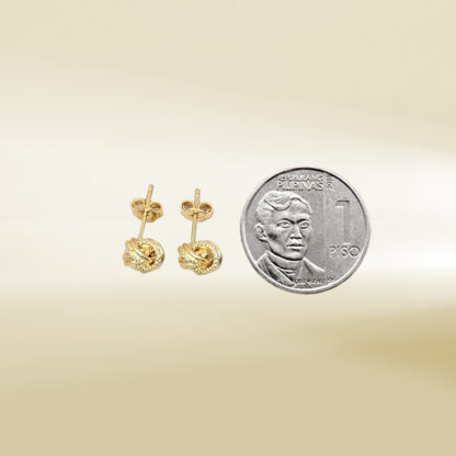 18K Yellow Gold Knot Design Earrings - Image 2