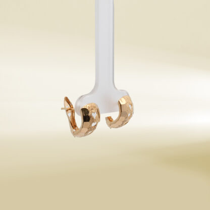 18K Yellow Gold Heart Design Earrings - Image 4