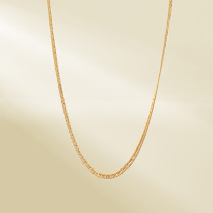 18K Yellow Gold Curb Chain Necklace - Image 4