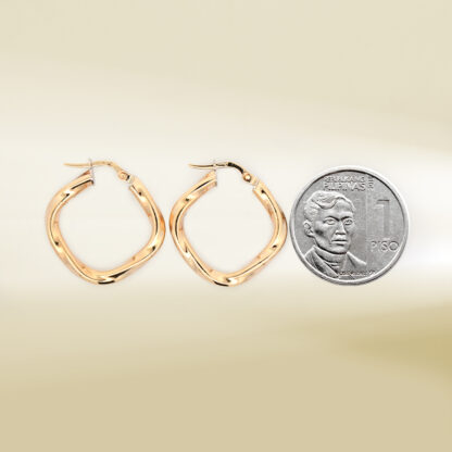 18K Yellow Gold Twisted Hoop Earrings - Image 2