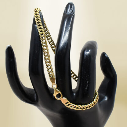 18K Yellow Gold Curb Chain Bracelet - Image 4