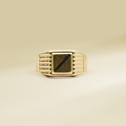 18K Yellow Gold  Gents' Ring