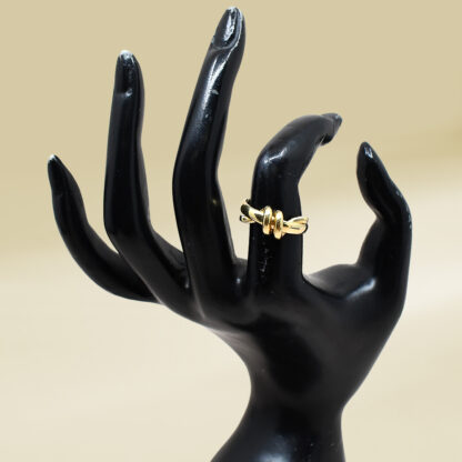 18K Yellow Gold Knot Design Ladies' Ring - Image 4