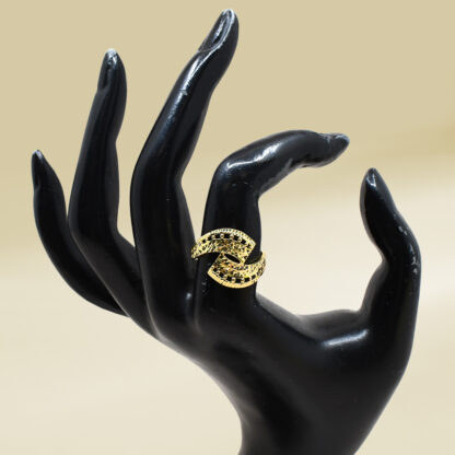 18K Yellow Gold  Ladies' Ring - Image 4