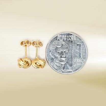 18K Yellow Gold Knot Design Earrings - Image 2