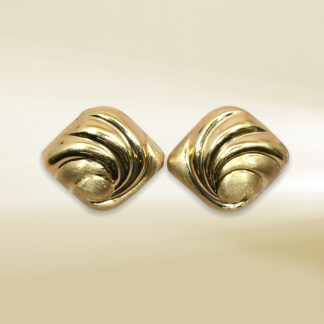 18K Yellow Gold Square Shape Swirl Design Earrings